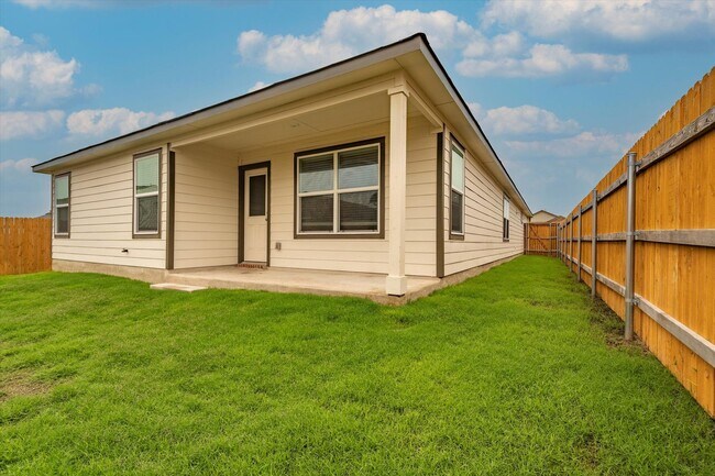Building Photo - 149 Perfect World Lp