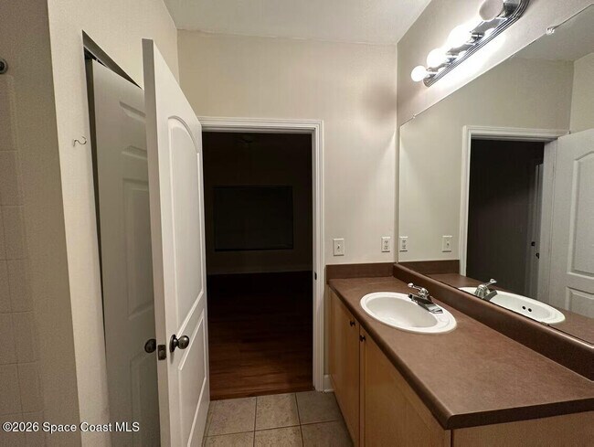 Building Photo - 6440 Borasco Dr