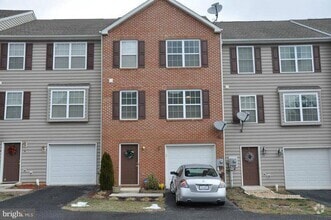 Building Photo - 19 Pulpit Ln