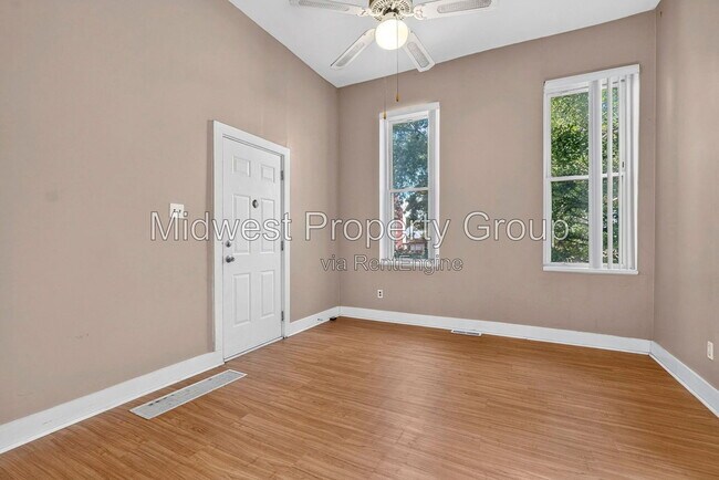 Building Photo - 3241 S Jefferson Ave
