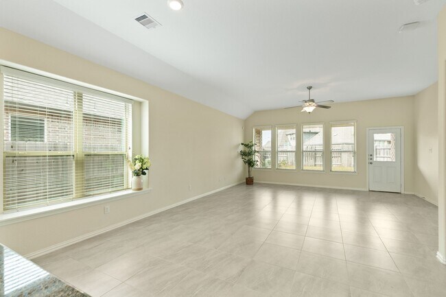 Building Photo - 23106 Tindarey Falls Ln