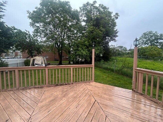Building Photo - Beautiful Home in Northeast Philly