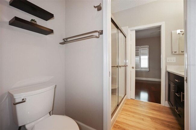 Building Photo - 632 Charles Ct S