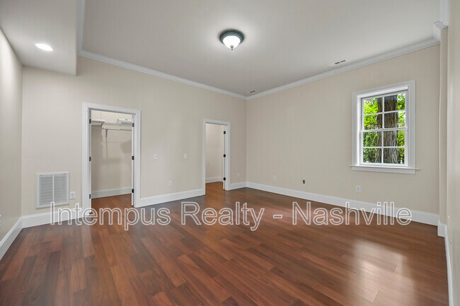 Building Photo - 7 Crooked Stick Ln
