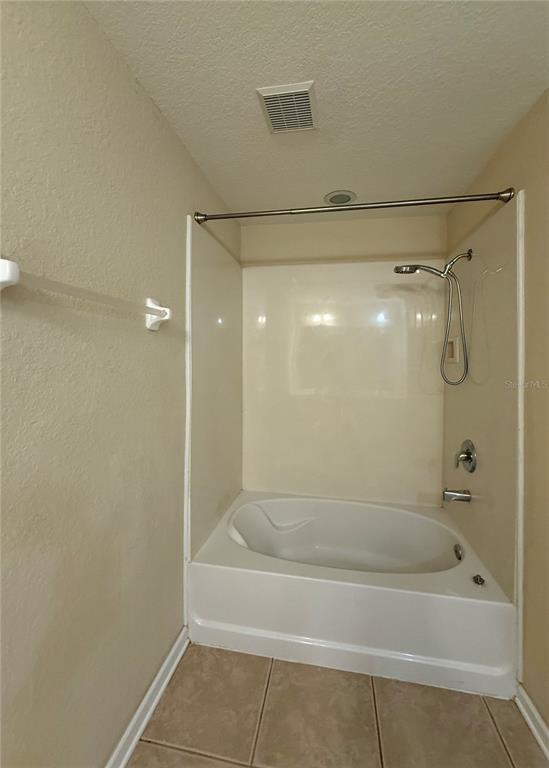 Building Photo - 2865 Polana St