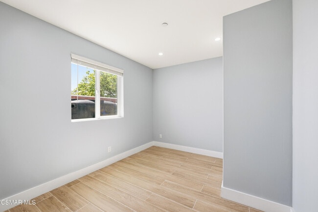 Building Photo - 13102 Filmore St