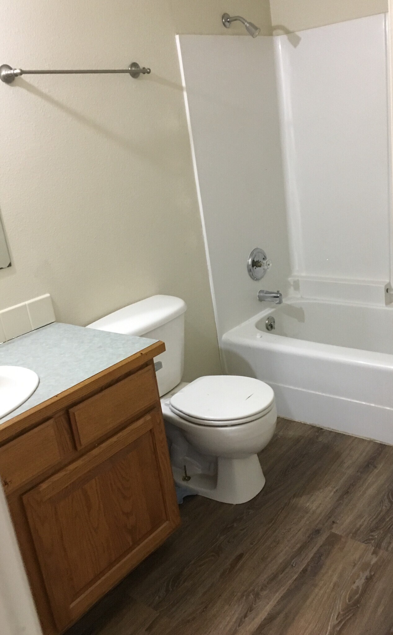 Hall Bath - 220 E Mission Ave