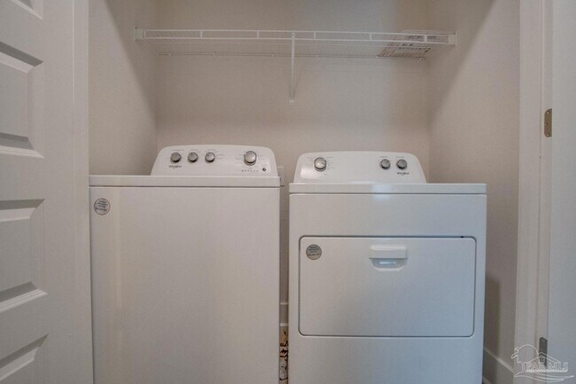 Building Photo - 9400 Nature Crk Ln