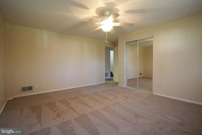 Building Photo - 8504 Wagon Wheel Rd