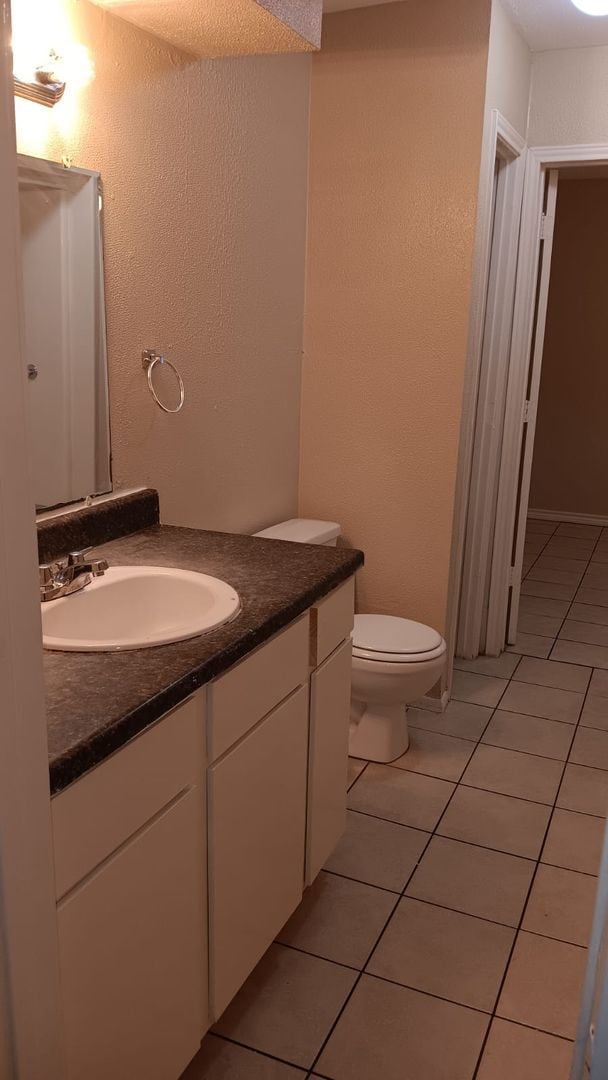 Building Photo - 6630 W Fuqua St