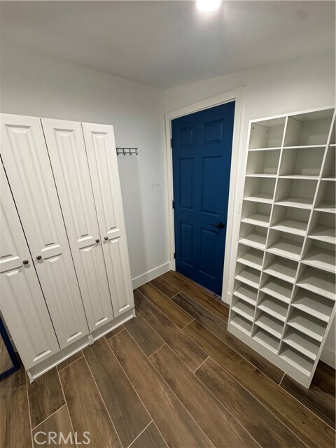 Building Photo - 6439 Graves Ave