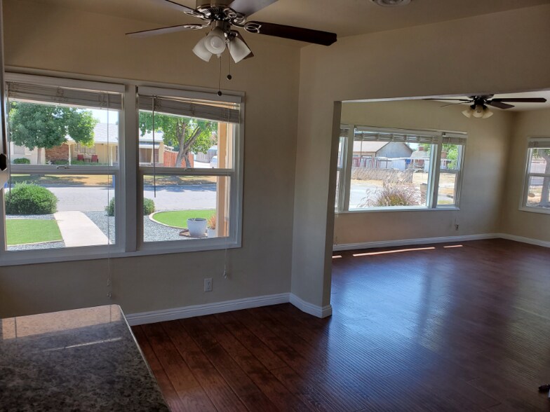 Building Photo - 6305 Almond Dr