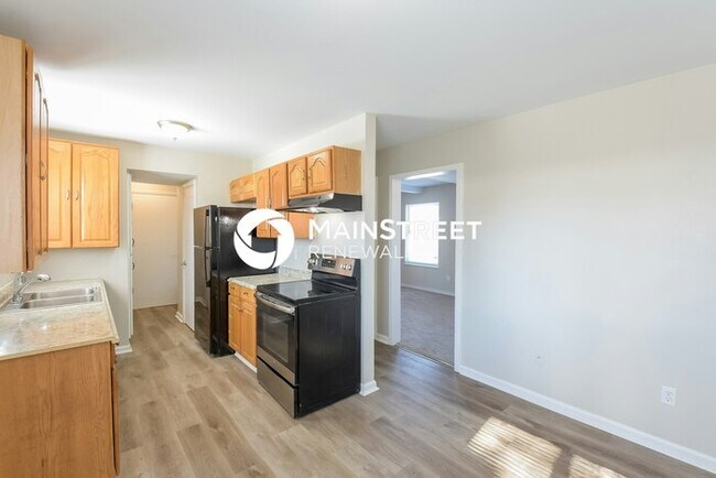 Building Photo - 4 Bedroom Pet-Friendly Home in WESTMINSTER...