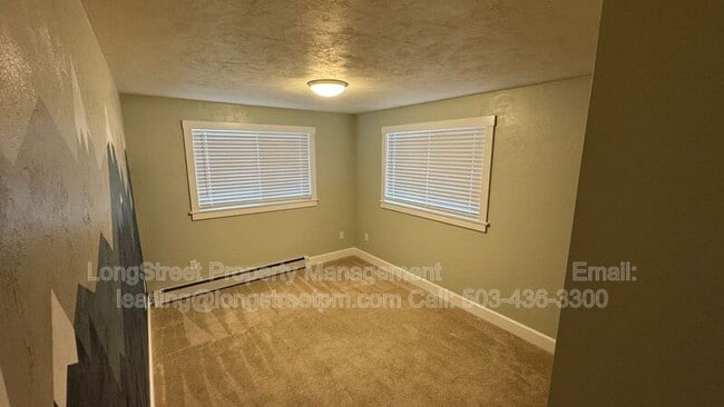 Building Photo - 2995 Fir Oaks Dr SW