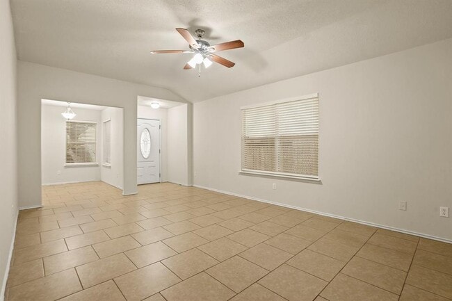 Building Photo - 11331 Canyon Shore Dr