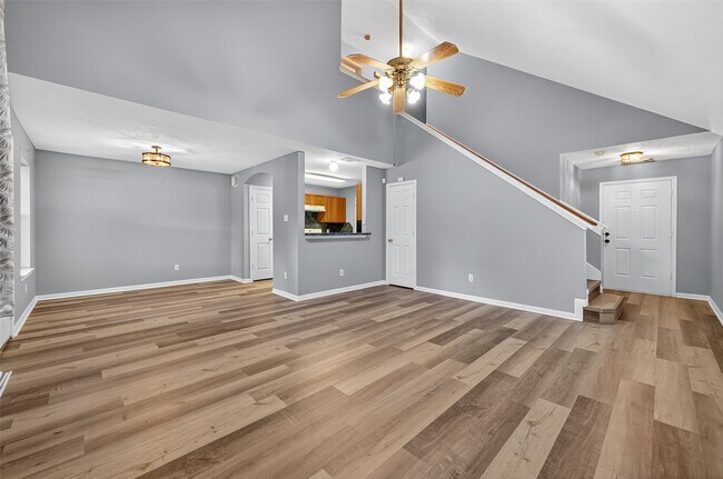 Building Photo - 8253 Fuqua Gardens Dr