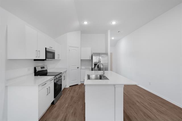 Building Photo - 321 Woodlands Blvd