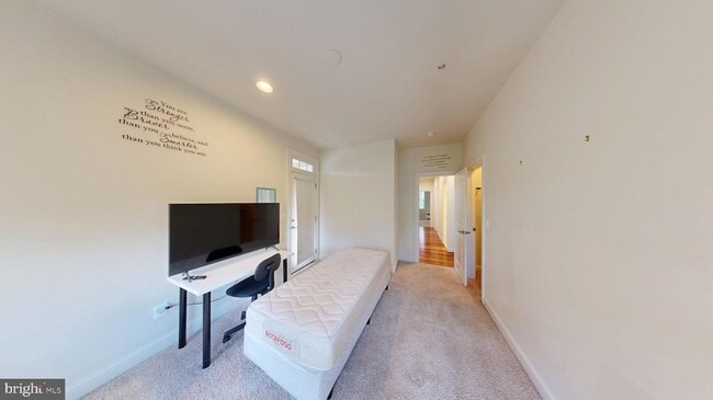 Building Photo - 3041 Moore Ln