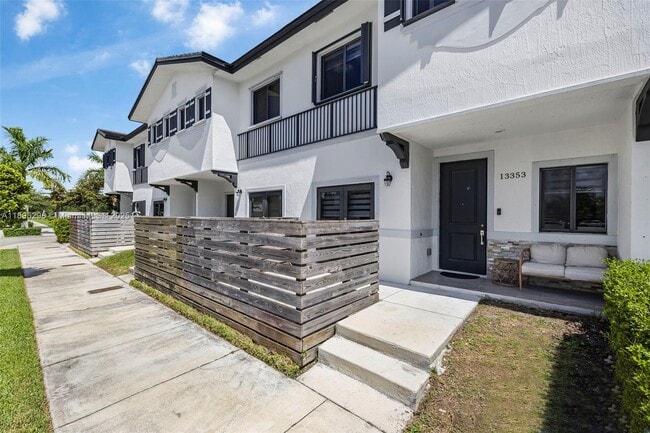 Building Photo - 13353 SW 250th Terrace