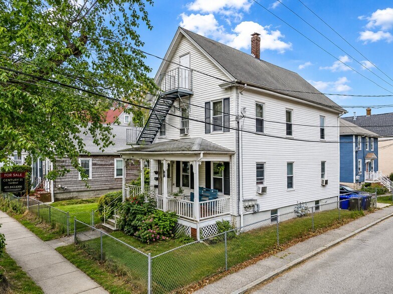 Building Photo - 107 Franklin St