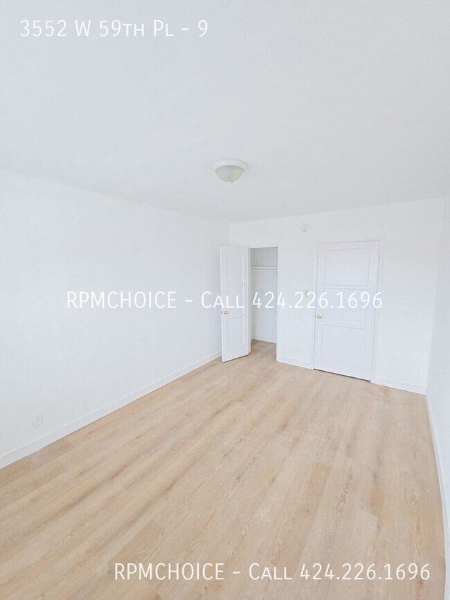Building Photo - 3552 W 59th Pl