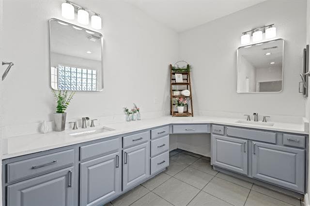 Building Photo - 4224 Las Brisas Dr