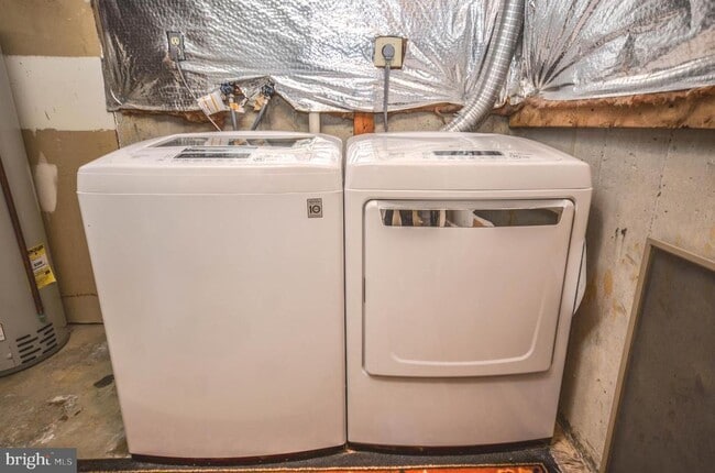 Building Photo - 9440 William Kirk Ln