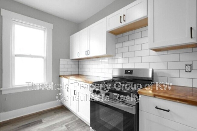 Building Photo - 67-69 South Terrace Avenue