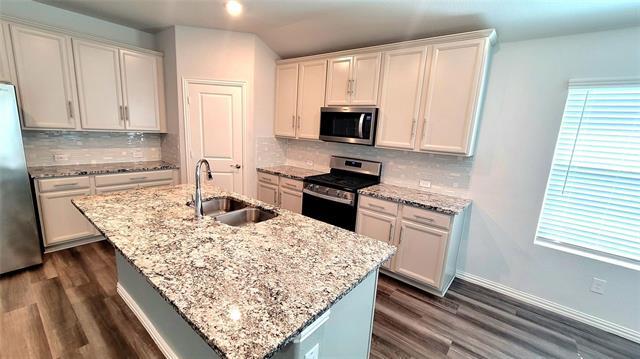 Building Photo - 263 Sunshine Ln