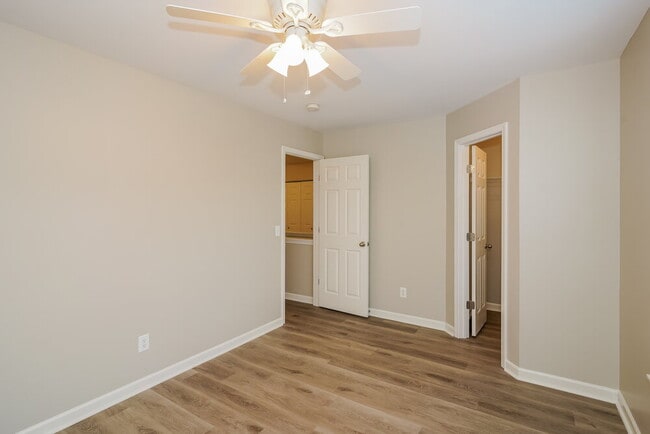 Building Photo - 2145 Erin Ln