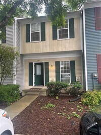 Building Photo - 605 Wedgewood Way