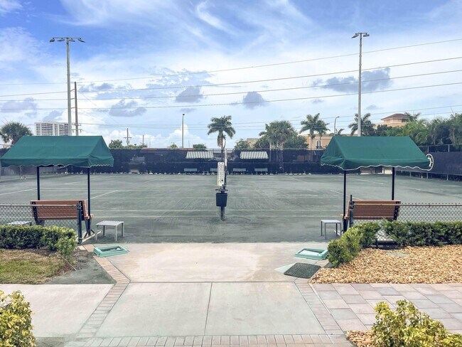 Building Photo - 517 Gulf Rd