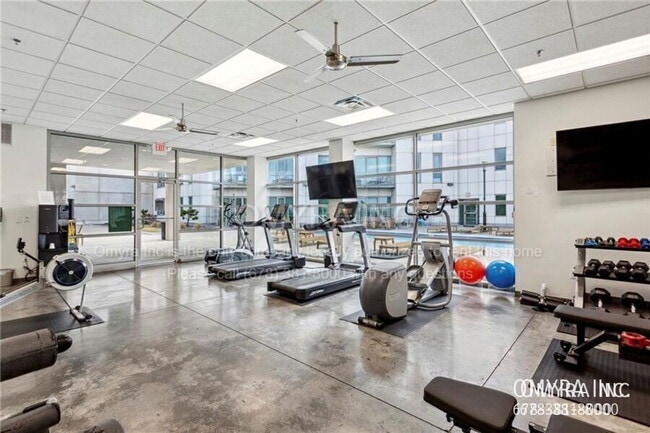 Building Photo - 1100 Howell Mill Rd NW