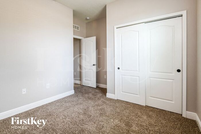Building Photo - 12211 Moss Lake Loop