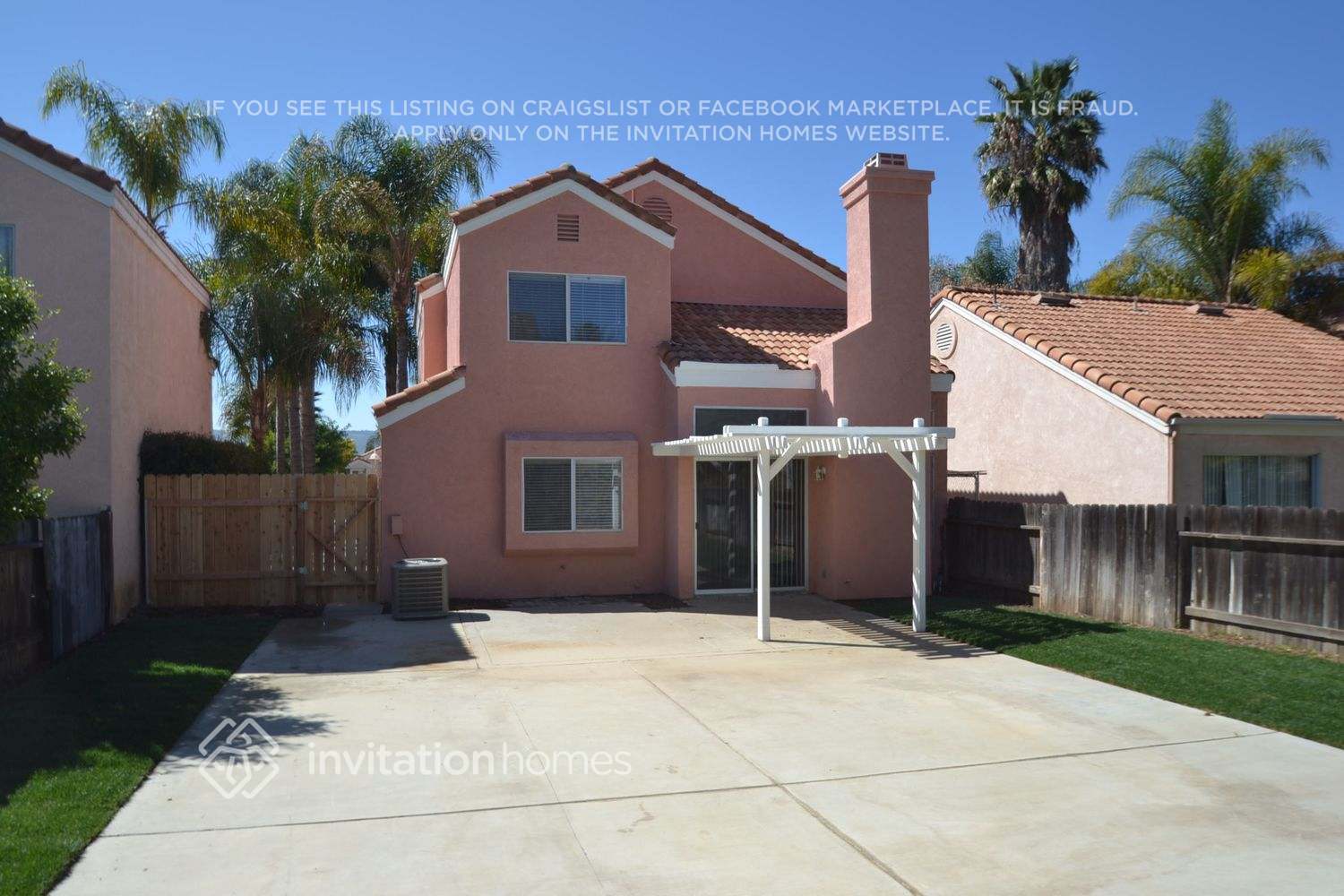 Building Photo - 23798 Vía Olivia