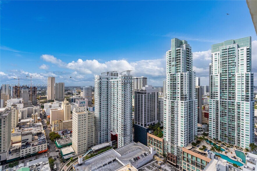 Building Photo - 50 Biscayne Blvd