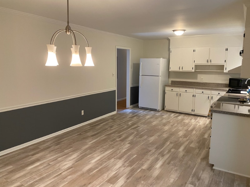 Building Photo - 416 E Rowan St