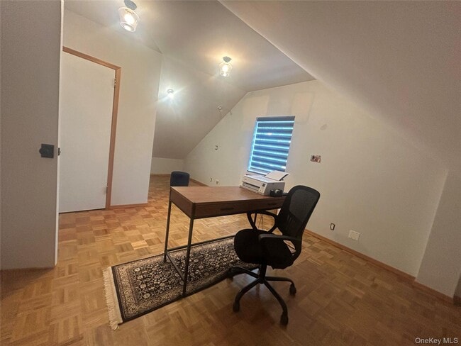 Building Photo - 71 Standish Ave