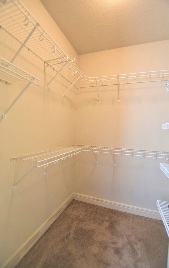 Building Photo - 1005-07 Southgate