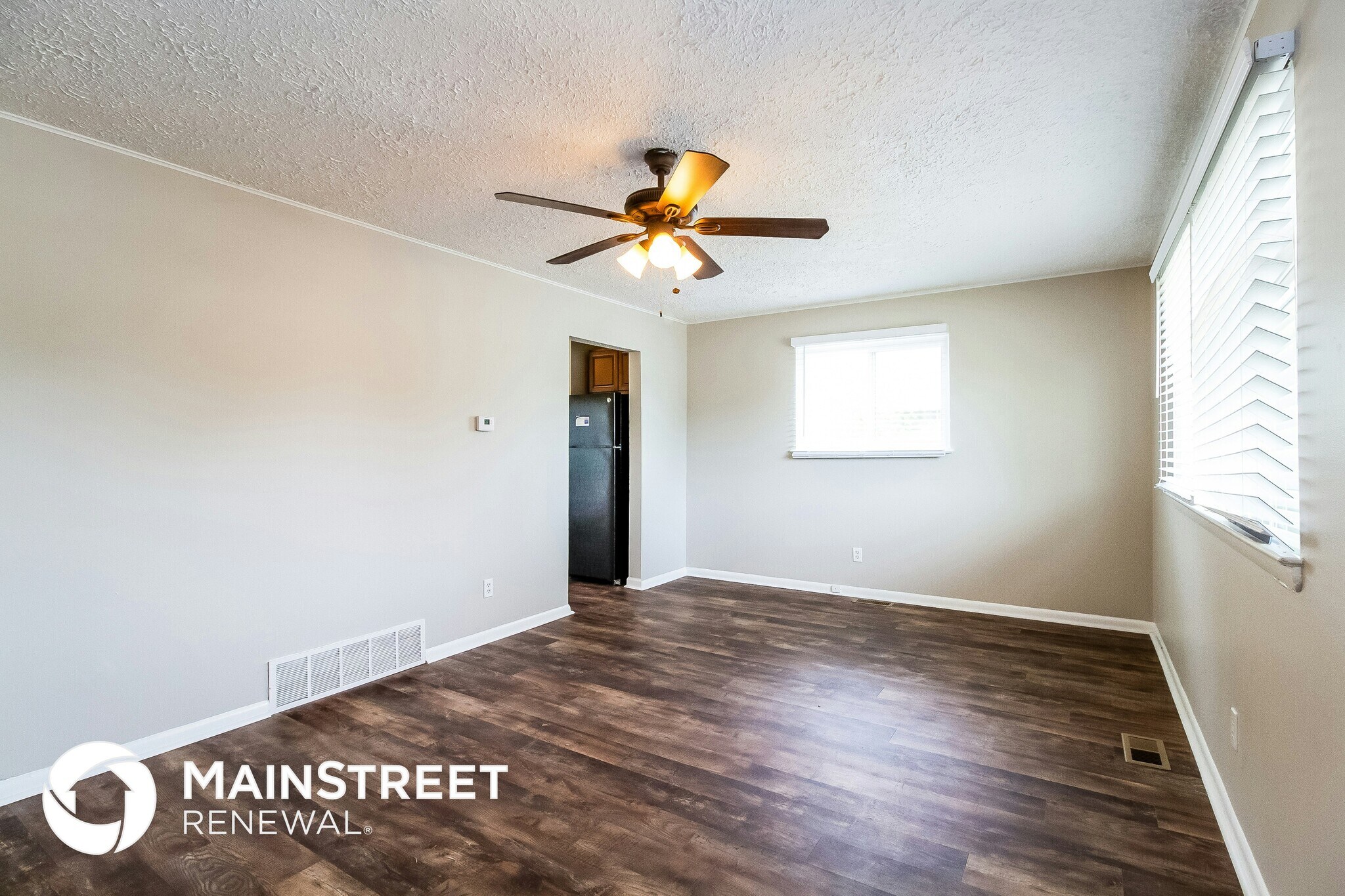 Building Photo - 1689 Geraldine Ave