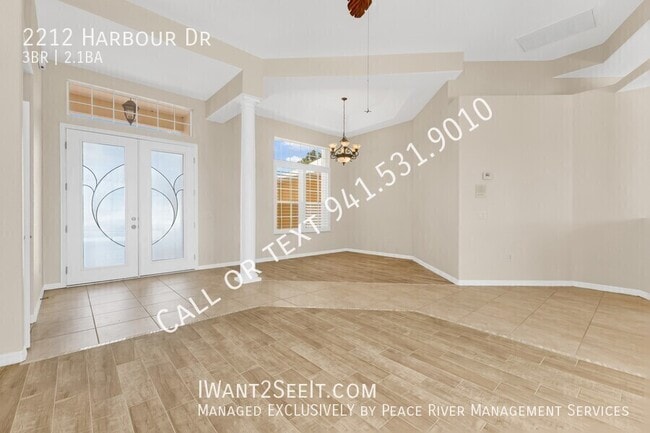 Building Photo - 2212 Harbour Dr