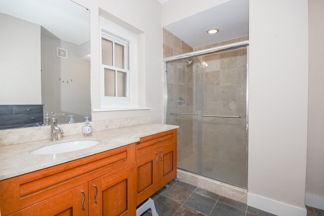 Building Photo - 603 Westgate Ave