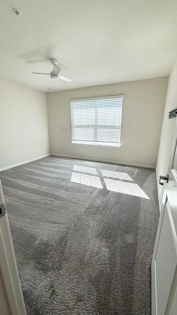 Building Photo - Grayson Square