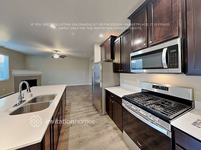 Building Photo - 8524 55th Pl NE