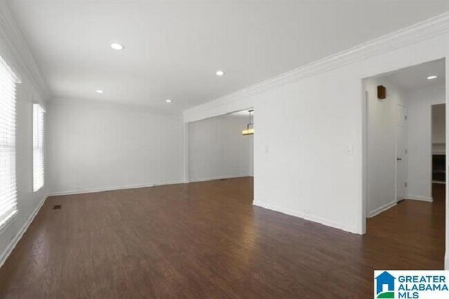 Building Photo - 2106 Montreat Pkwy