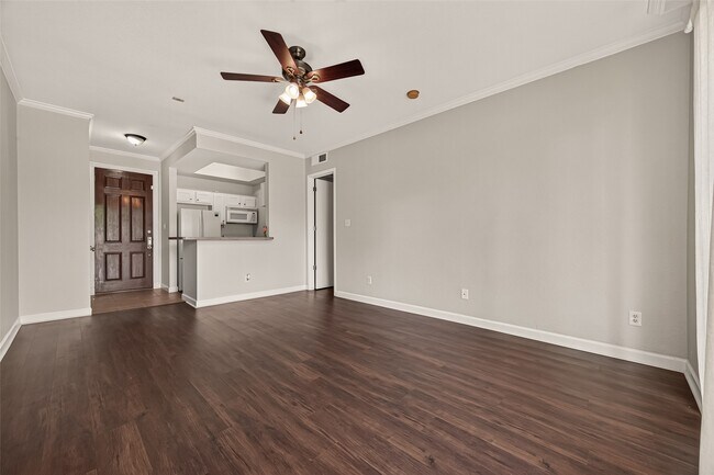 Building Photo - 4515 Briar Hollow Pl