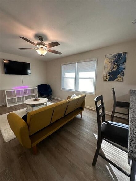 Building Photo - 6702 Songwood Dr