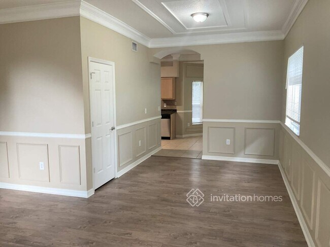 Building Photo - 18221 Sandy Pointe Dr