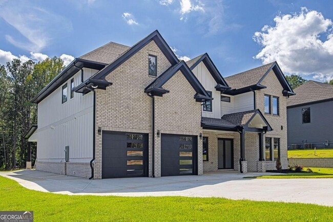 Building Photo - 83 Deer Cyn Dr