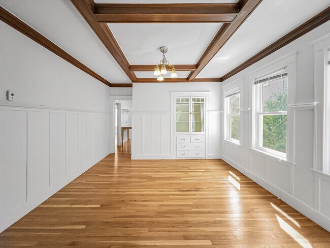 Building Photo - 23 Kingsboro Park